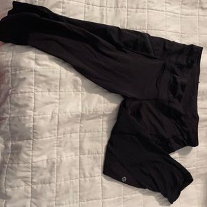 Lululemon size 8 black running capri